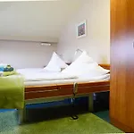 Гостевой дом Gaestehaus Am Klinikum 3*